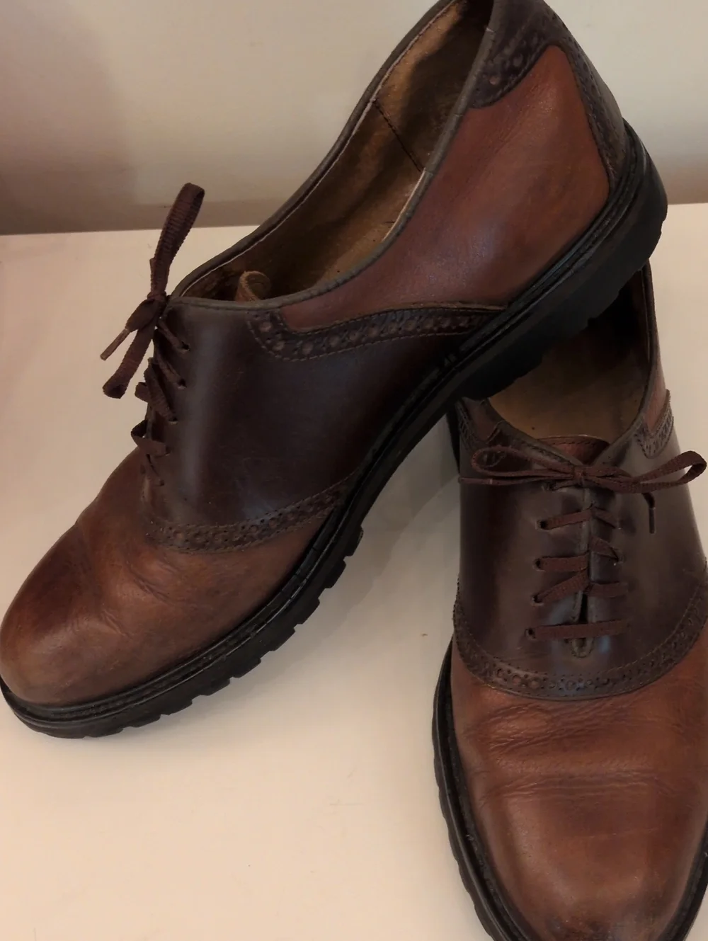Men's Two-Tone Brown Leather Oxford Dress Shoes